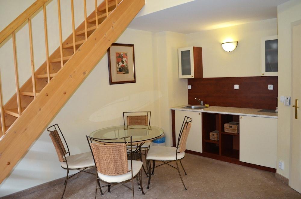 Hotel Petr Karlovy Vary Ngoại thất bức ảnh