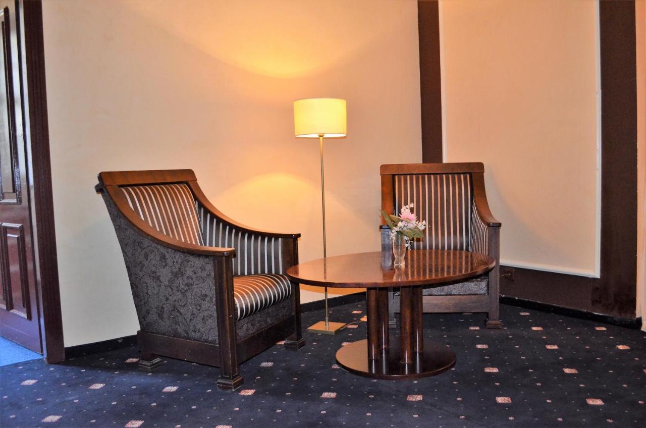 Hotel Petr Karlovy Vary Ngoại thất bức ảnh